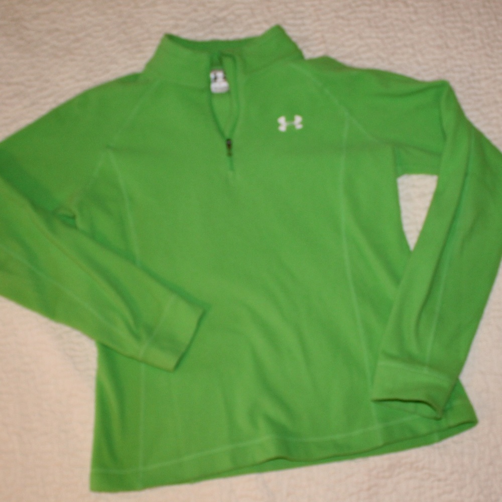 Under Armour Pullover Top